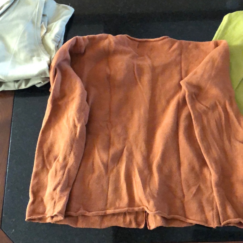Sweaters - Picture 5 of 8
